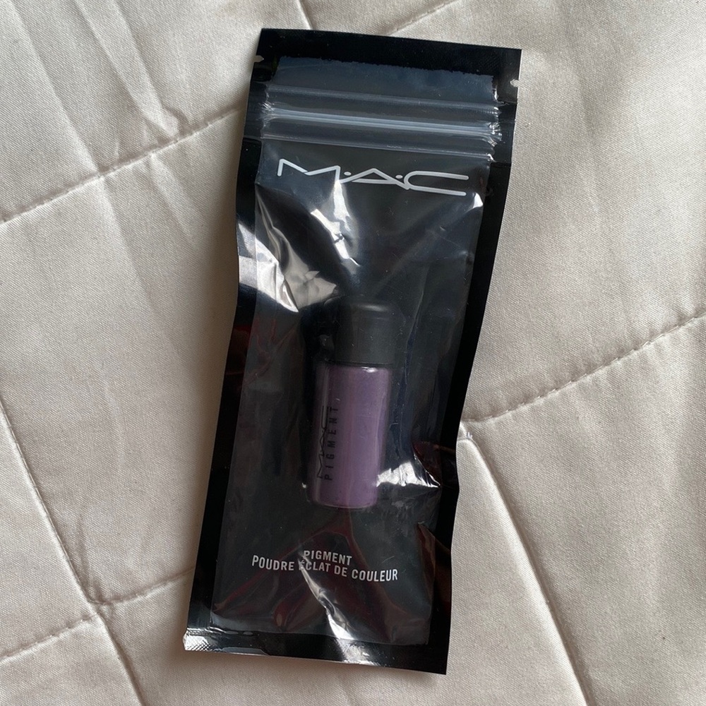 MAC Cosmetics Mini Pigment